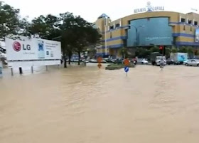 Gambar Banjir Kilat di Kuantan Disember 2012