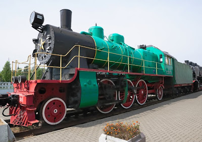 rails locomotive