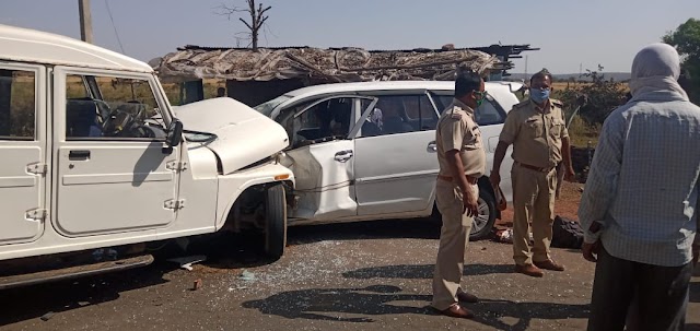 लॉक डाउन में दमोह कटनी स्टेट हाईवे पर रफ्तार का कहर.. भोपाल जा रही मार्शल जीप ने रीवा की तरफ जा रही इनोवा को टक्कर मारी.. आमने-सामने की भिड़ंत में एक कि मौत, दोनों गाड़ियों में सवार अन्य लोग घायल