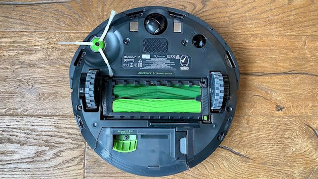 iRobot Roomba i7+ & Automatic Dirt Disposal Review