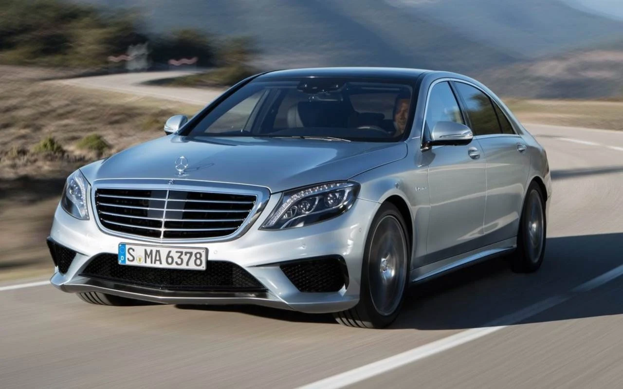 Mercedes-Benz S63 AMG 4-Matic - US$ 141.450 dólares