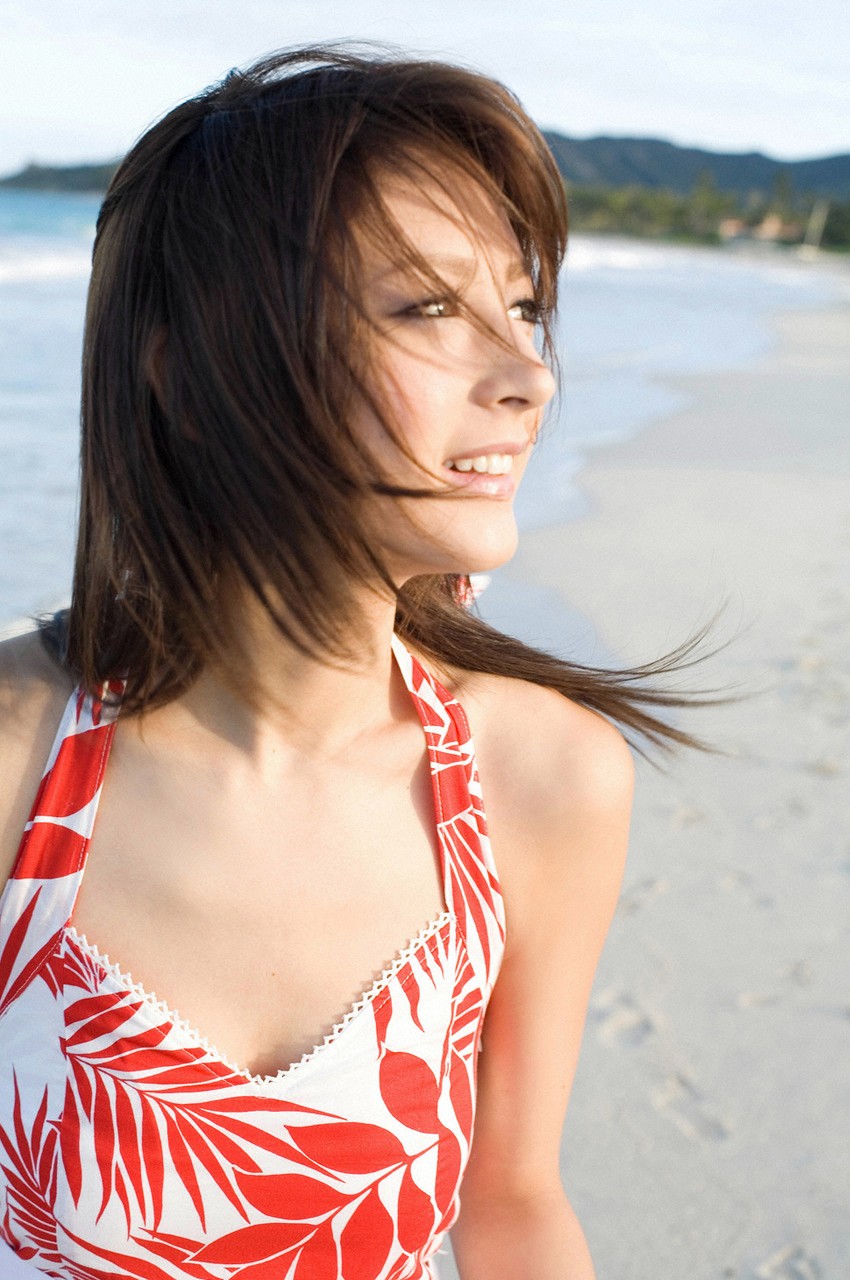leah dizon-31