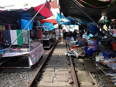 bangkok mercado del tren