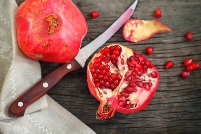 Como limpar suas artérias com Um Fruit Simples - Pomegranate encontrada para impedir a Doença Arterial Coronariana Progressão