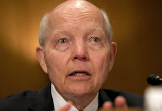 IRS Doesn't Tell 1 Million Taxpayers That Illegal Immigrants Stole Their Social Security Numbers 