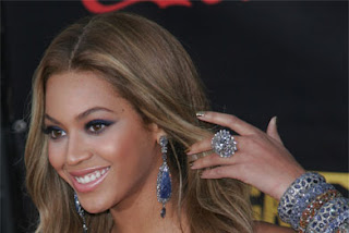 Beyonce nails