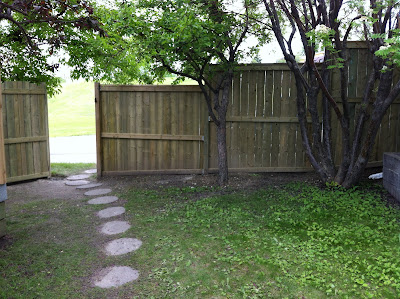 CALGARY FENCE