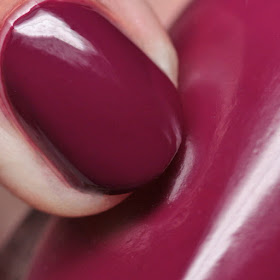 Sally Hansen Complete Salon Manicure 421 / 490 Ruby Do