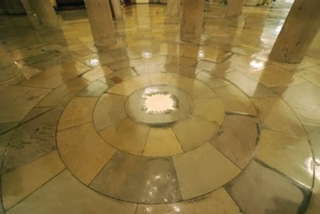 floor-of-crypt