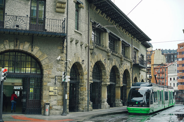 ビルバオ＝アチュリ駅（ Estación de Bilbao-Atxuri）
