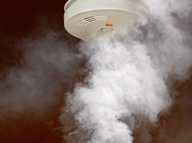 smoke alarm on