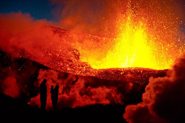 Cool 2010 Iceland Volcano Pics Seen On www.coolpicturegallery.net