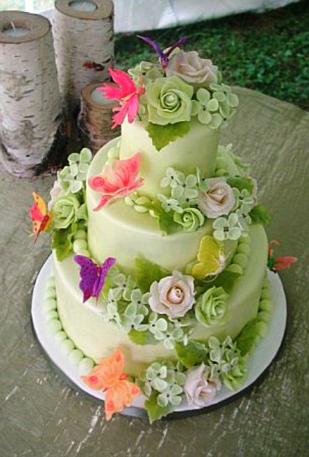 Pictures Of Flowers On Cakes