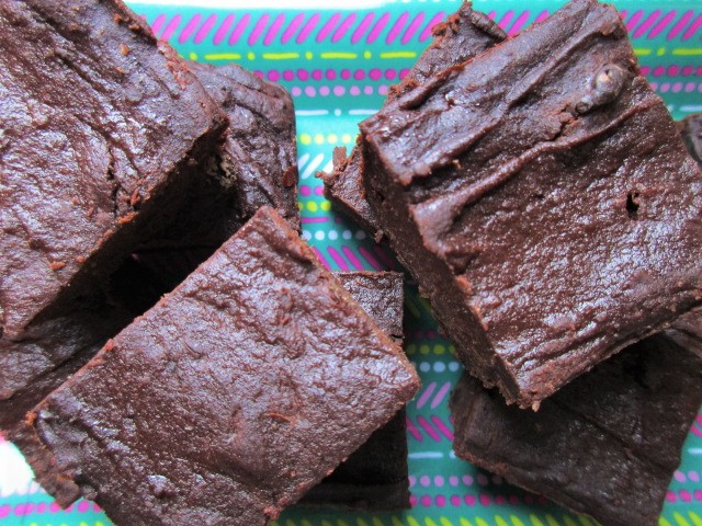 sweet potato, brownies, paleo, gluten free, vegetarian, vegan, recipes, dessert, retreat kitchen, Limousin, Creuse, wellbeing, food to make you feel good, brownies, baking, refined sugar free, gluten free, vegan