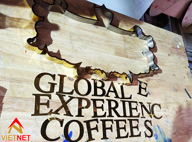 gia-cong-chu-noi-inox-global-experiences-coffee