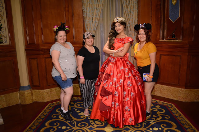 Elena de Avalor, no Magic Kingdom