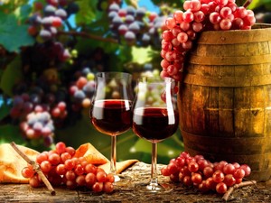 Месецът на любовта и виното