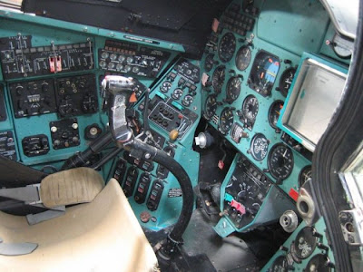 Cockpit of fighter plain Seen On lolpicturegallery.blogspot.com