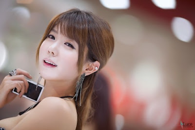 asian beauty Heo Yoon Mi