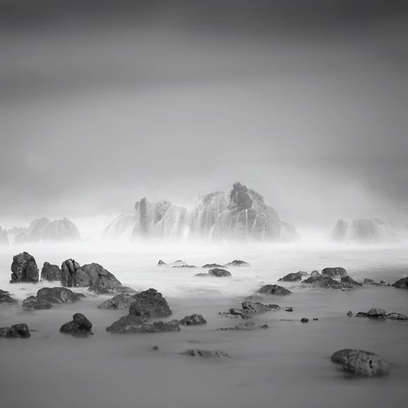 Hengki Koentjoro fotografia paisagem onírica natureza preto e branco