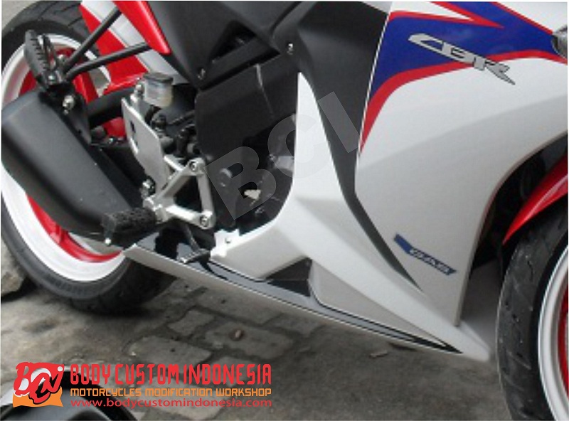 Undercowl/Fairing Bawah New CBR 150 title=