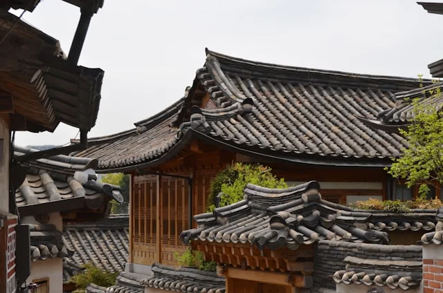 Bukchon Hanok Village, popular tourist attractions in South Korea