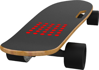 The Hover-1 Cruze, An Electric Skateboard That You Can Control Entirely With Your Feet