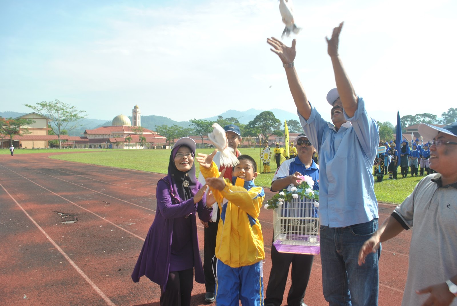 BNK SK AMPANG: SUKAN TAHUNAN BALAPAN & PADANG SK AMPANG 