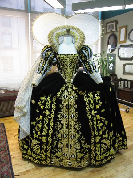 queen elizabeth ii coronation gown. queen elizabeth ii coronation gown. Child tudor queen particularly