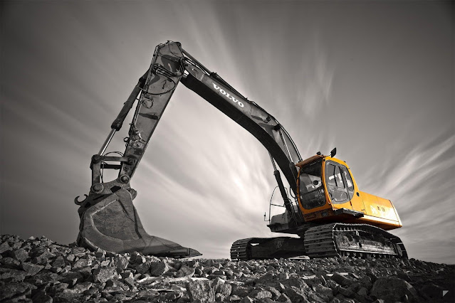 Excavator Hard Work Wallpaper