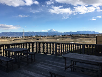 韮崎旭温泉のテラス