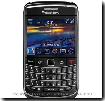 new blackberry bold 3g. Blackberry Bold 3g White.