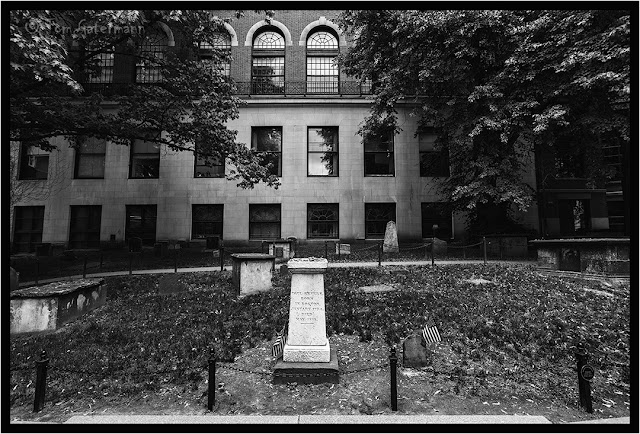 Paul Revere's Grave at the Granary Burying Grounds in Boston, MA