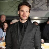 Taylor kitsch Image 2012