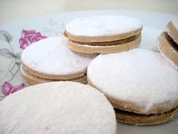 ALFAJORES http://postres-peruanos.blogspot.com/