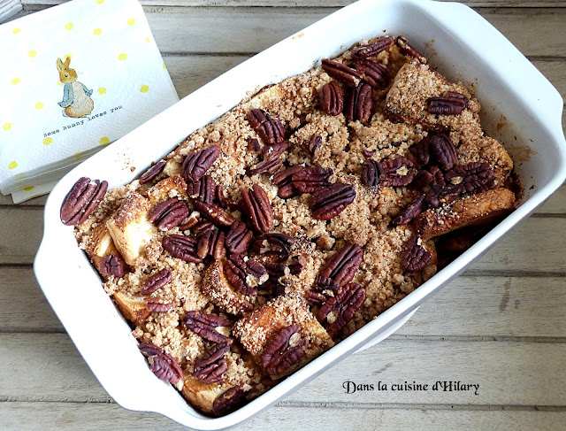 Pain perdu au four et son crumble aux noix de pécan