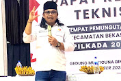 Panwaslu Kecamatan Bekasi Barat Tertibkan Alat Peraga Kampanye (APK) Masa Tenang Pilkada 2024 