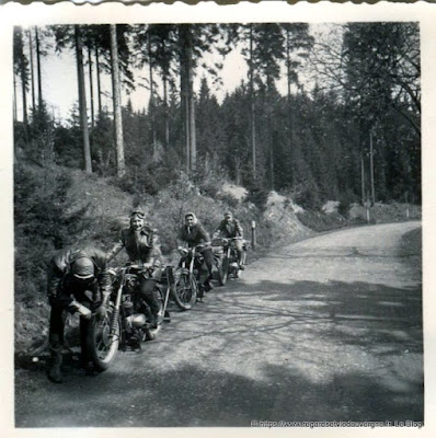 motards en vacances en Auvergne.