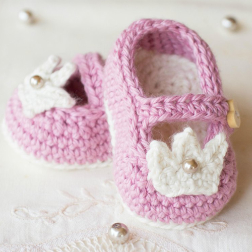 Princess Charlotte Baby Booties - Free Pattern