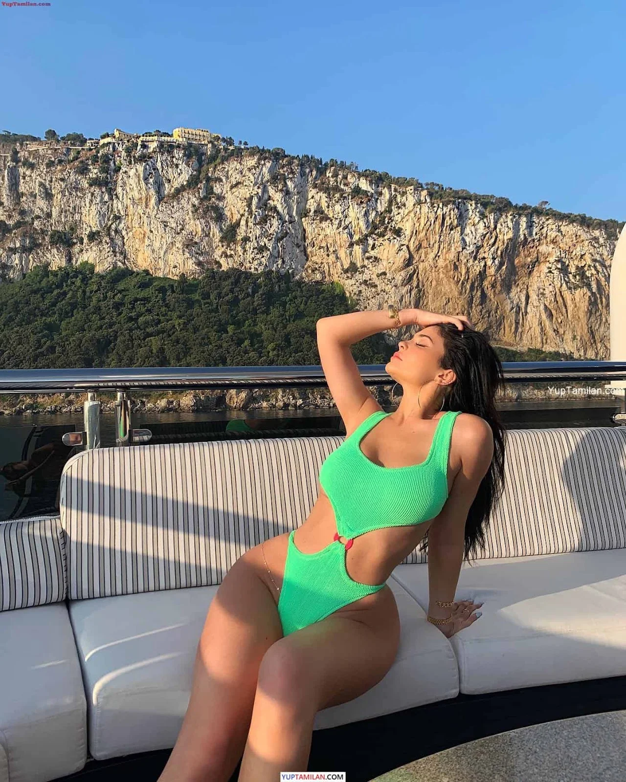 Kylie Jenner Sexy Bikini Photos - Hot Assets Show