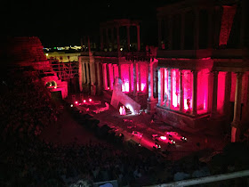 Hispania: Emerita Augusta (Mérida) Roman Teather by night / by E.V.Pita (2017)  https://archeopolis.blogspot.com/2017/07/hispania-emerita-augusta-merida-roman.html / Teatro nocturno (Troyanas) en Mérida (Emérita Augusta)