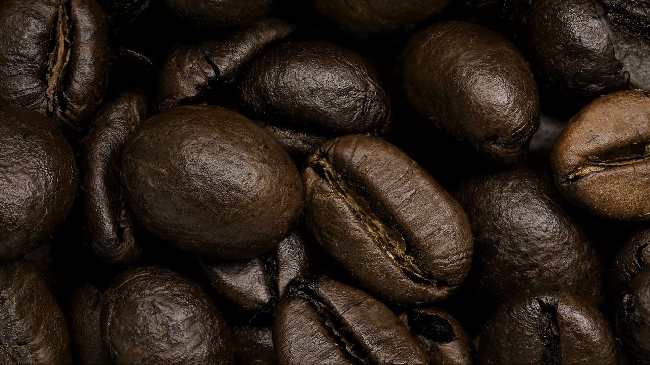 Wallpaper Coffee Beans Close Up