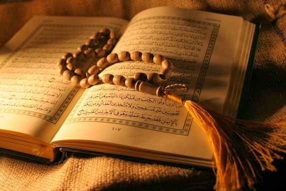 Inilah manfaat membaca Al Quran surat Al-Mulk