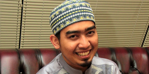 Ustadz Solmed Dituding Selingkuh oleh Dewi Yuliani