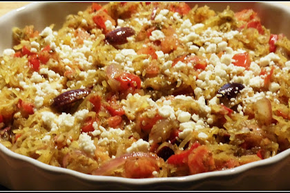 SANDRA’S ITALIAN PESTO SPAGHETTI SQUASH