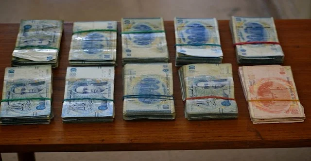 المهدية : إحباط محاولة تهريب مبلغ من العملة التونسية بقيمة 353 ألف دينار