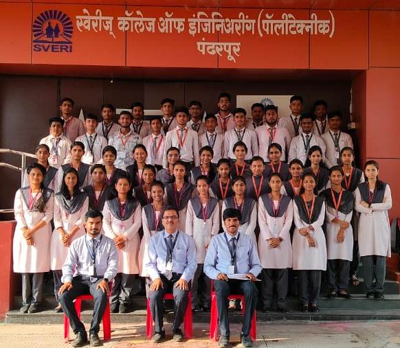 सोलापूर येथील ‘डिप्लोमा युथ फेस्टिवल’ मध्ये स्वेरीच्या डिप्लोमा महाविद्यालयाचे घवघवीत यश