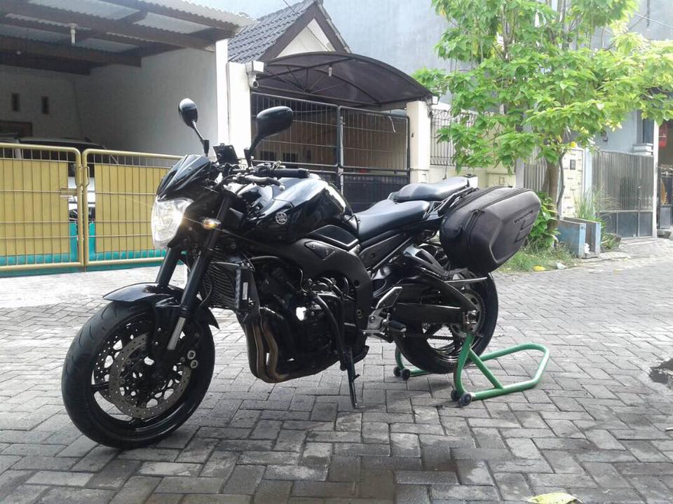 BURSA MOGE MURAH Yamaha FZ1 Tahun 2009 LAPAK MOTOR 