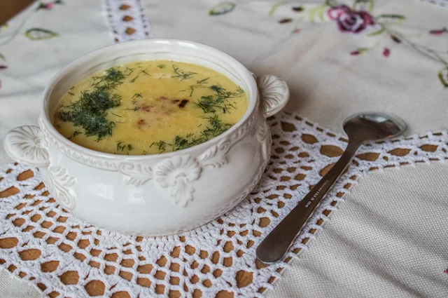 Zupa ziemniaczano czosnkowa