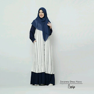 Zevanna Dress Navy 